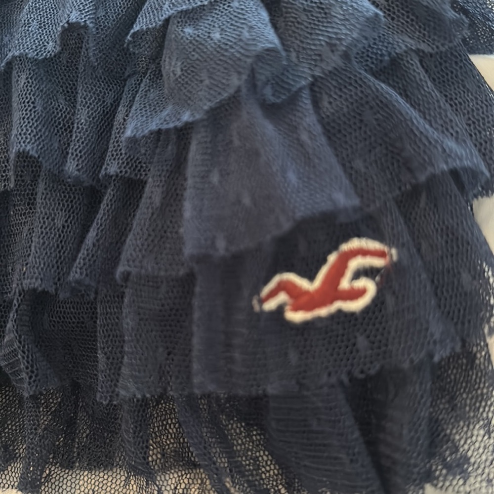 Hollister XS navy Ruffle Skirt